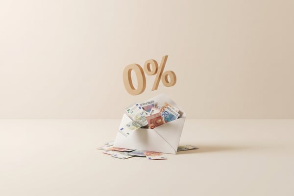 Une enveloppe pleine de billets